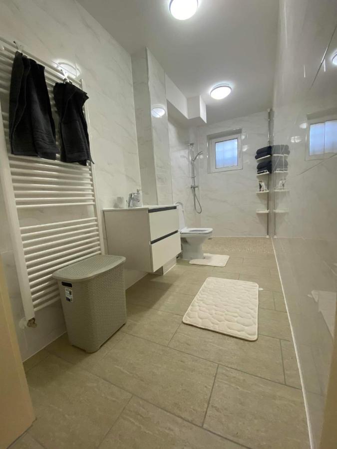The Best Apartament Central Hunedoara Eksteriør bilde